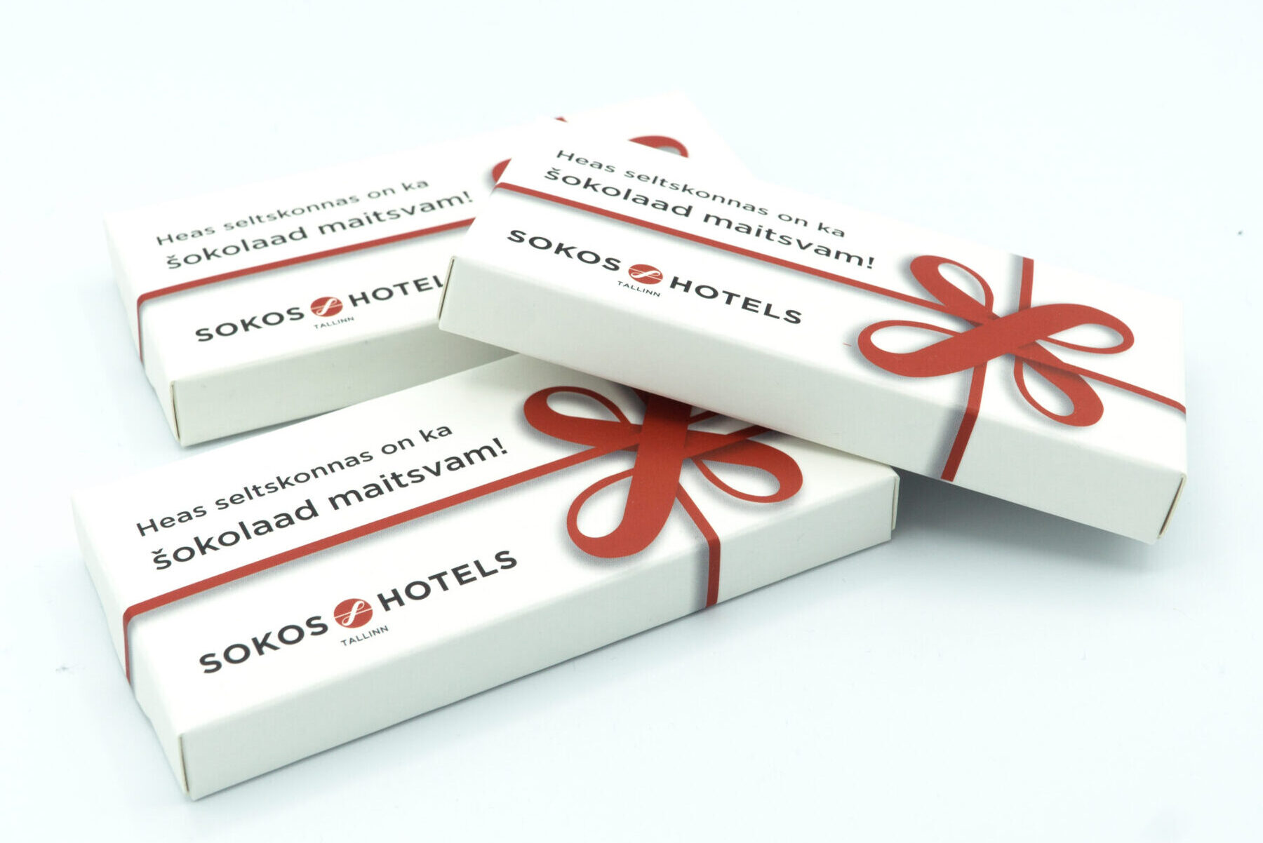 ettevõtte kujundusega sokolaadid